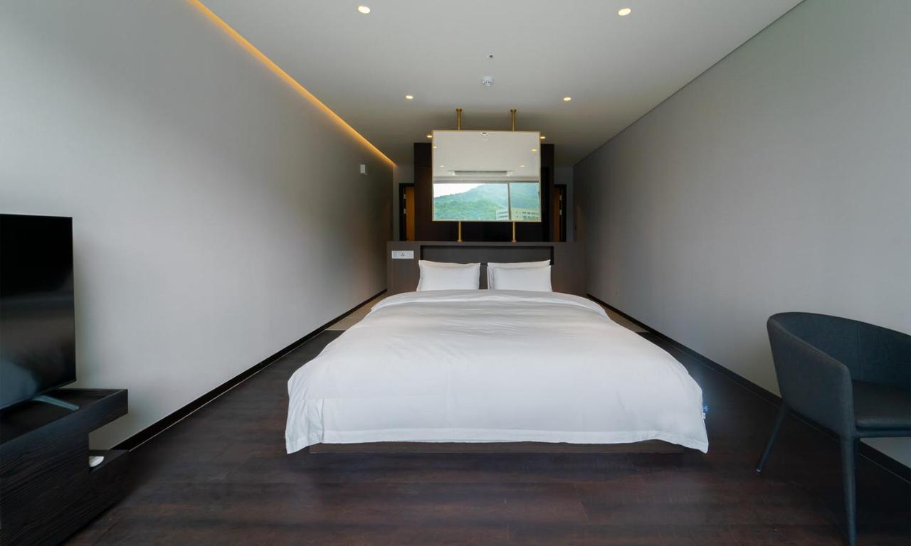 Gapyeong Suiteian Hotel&Resort Buitenkant foto