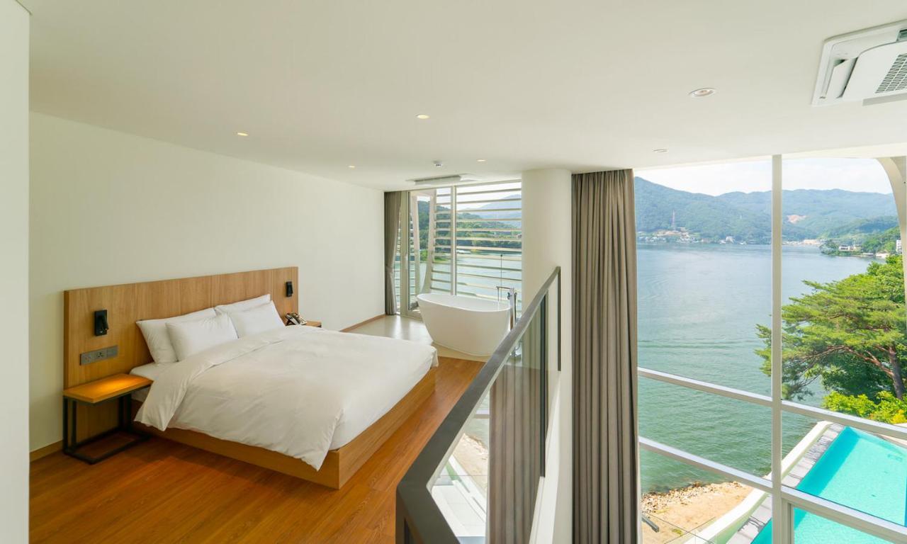 Gapyeong Suiteian Hotel&Resort Buitenkant foto