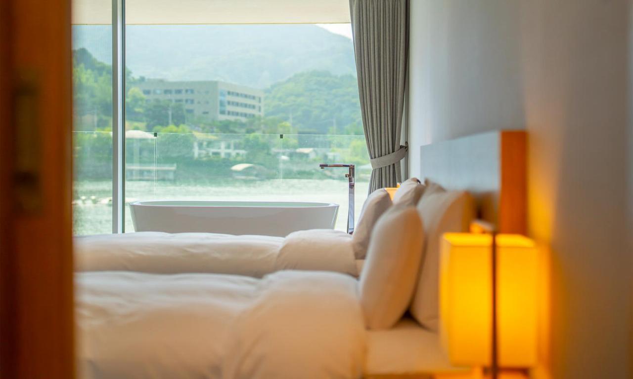 Gapyeong Suiteian Hotel&Resort Buitenkant foto