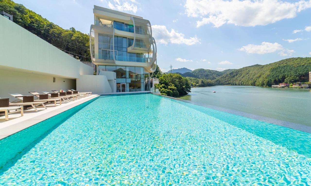 Gapyeong Suiteian Hotel&Resort Buitenkant foto
