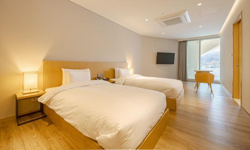 Gapyeong Suiteian Hotel&Resort Buitenkant foto