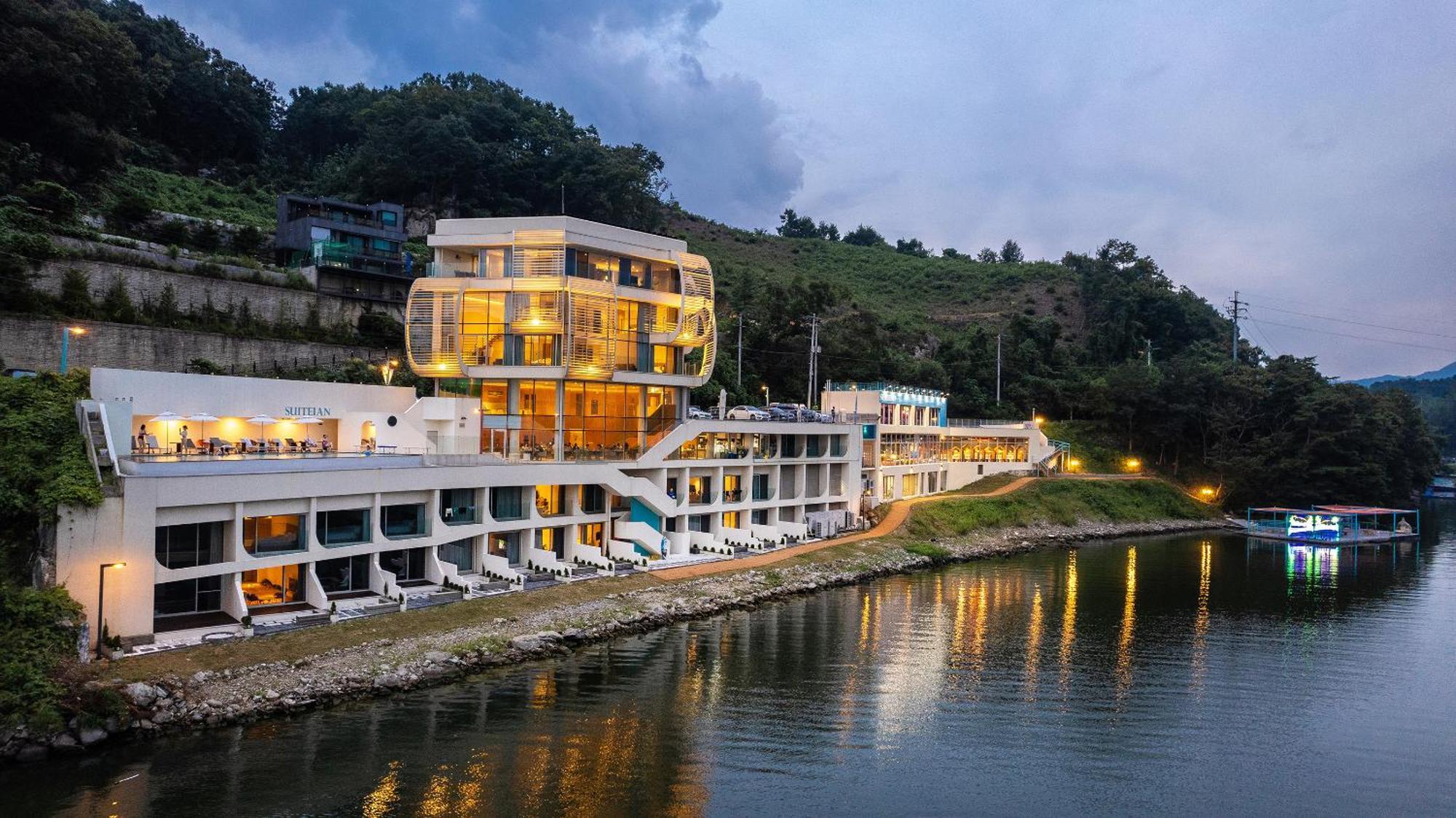 Gapyeong Suiteian Hotel&Resort Buitenkant foto